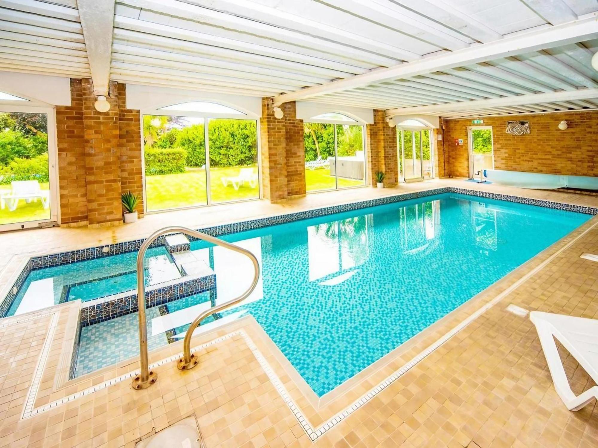 Crofton House Hotel Торки Екстериор снимка